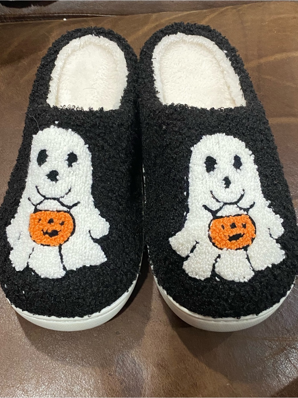 Ghost Slippers - Black